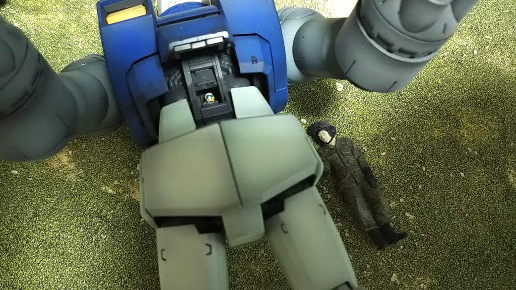 このキットにはパイロットかついています今年もよろしくお願いします💦