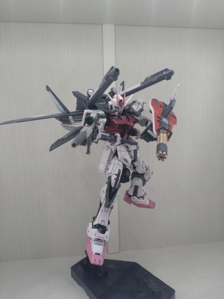 このポーズでしばらく展示！