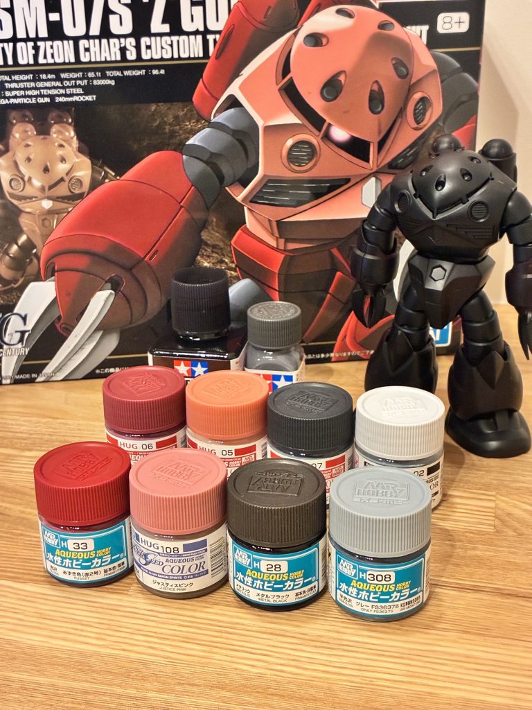 黒立ち上げ、初挑戦❗️手前が1回目の塗料、奥が2回目です