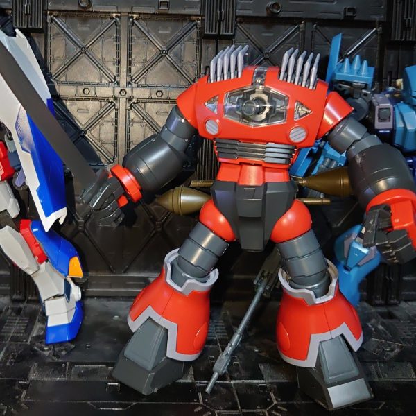 アレックス・ジーラインLA・シュツルムガルス・ルブリスソーン・ゾゴック・ガルスJ・ローゼンズール（正月に突然ゲリラ再販された）の７体でうちアレックスとジーラインはミキシングして完成今年もよろしくお願いします(`･ω･´)&nbsp;（3枚目）