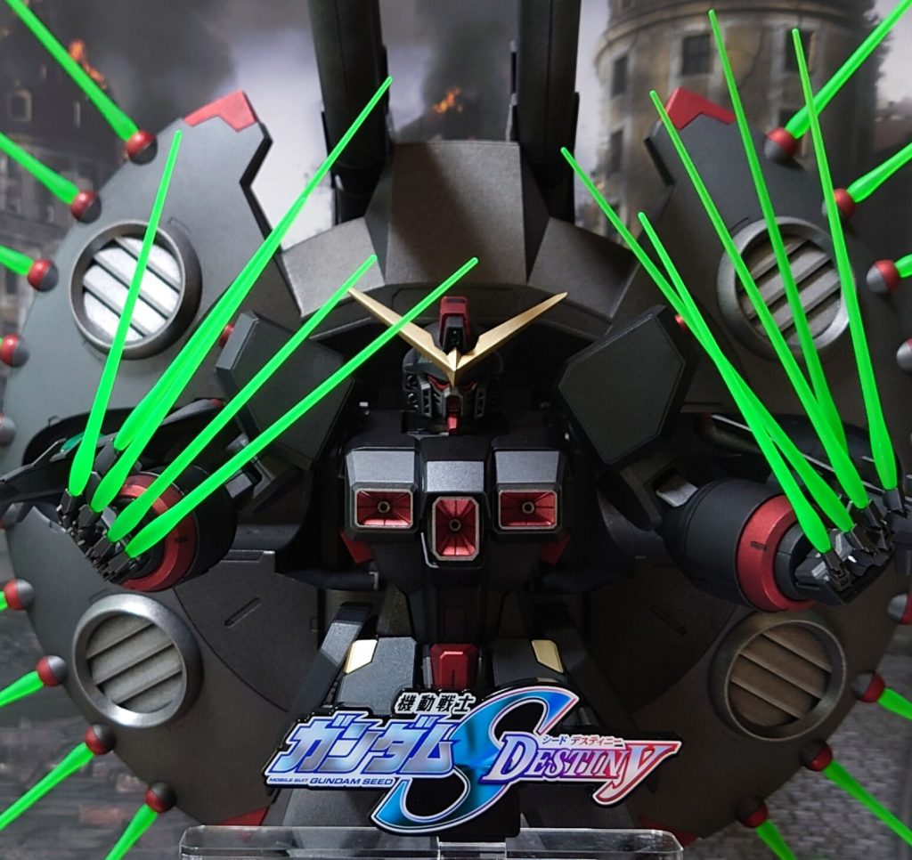 HGCE 1/144 デストロイガンダム