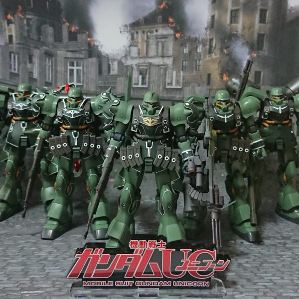 HGUC 1/144 ギラ・ズール(総帥専用機)