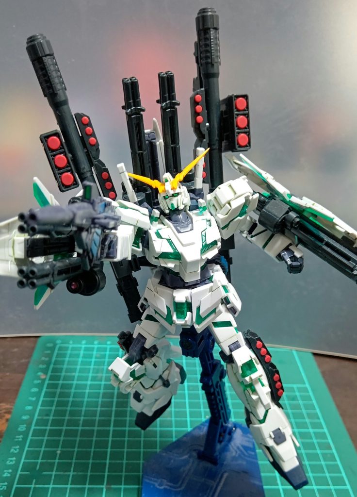 HGUC フルアーマー・ユニコーンガンダム（デストロイモード）