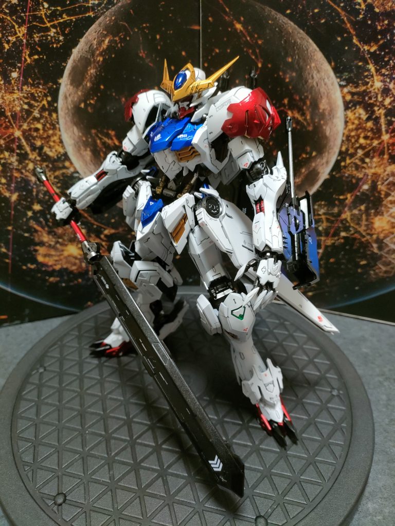 オルフェンズシリーズと言ったらウェザリングのイメージでしたが、これはこれで◯かな。メタルロボット魂をイメージして作製しました。