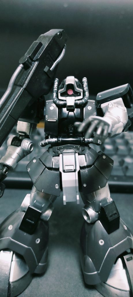 モノアイはいずれメタルパーツに換装したいですね．