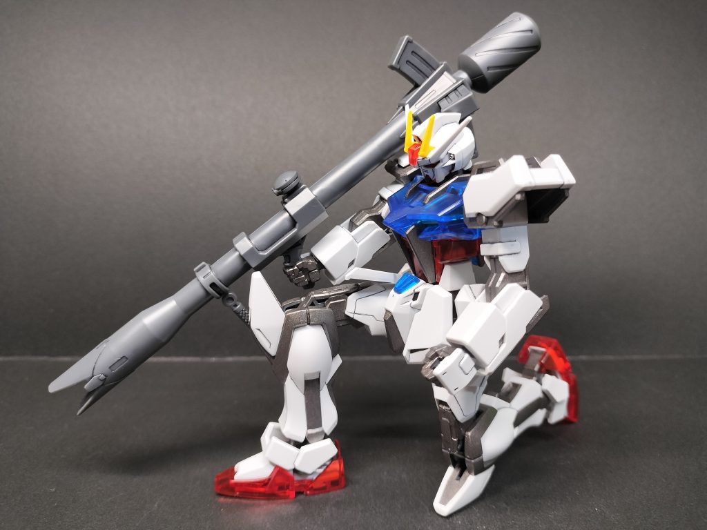 膝立ちが様になります。