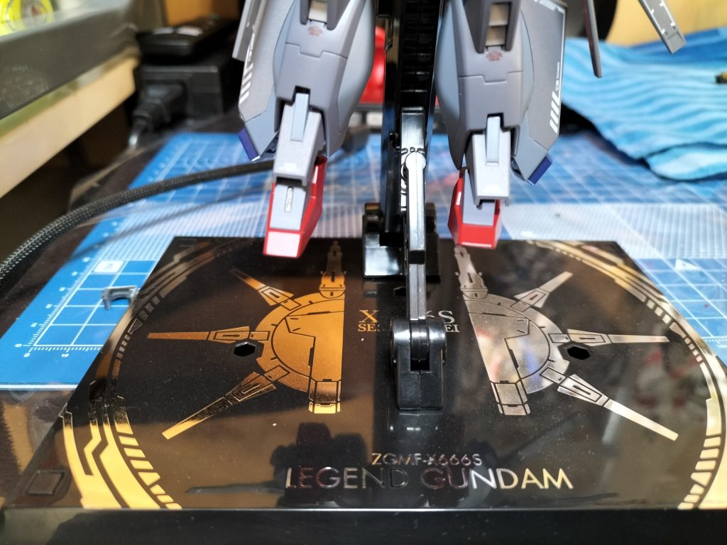 レジェンドガンダム–4枚目/制作者：F90