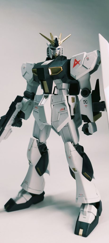 このキット電気屋さんで900円くらいで買えたと思います．おどろきのコストパフォーマンス．ファンネル無くても十分かっこいいですねー．