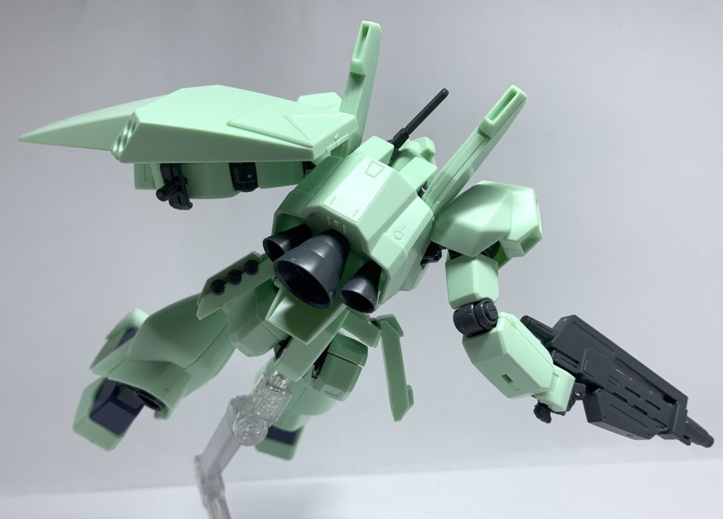 ポージング後ろ姿