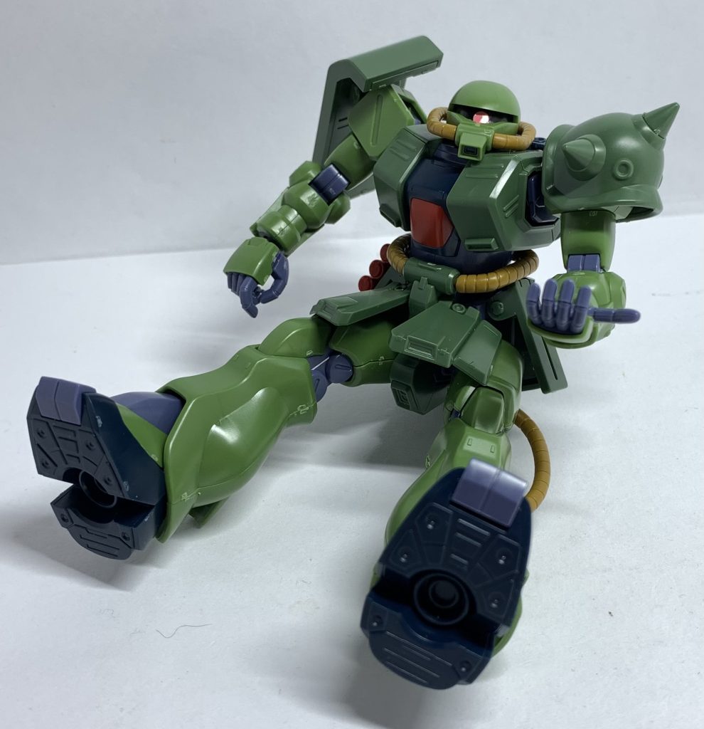 ポケ戦のザクといえばやっぱりこのポーズ