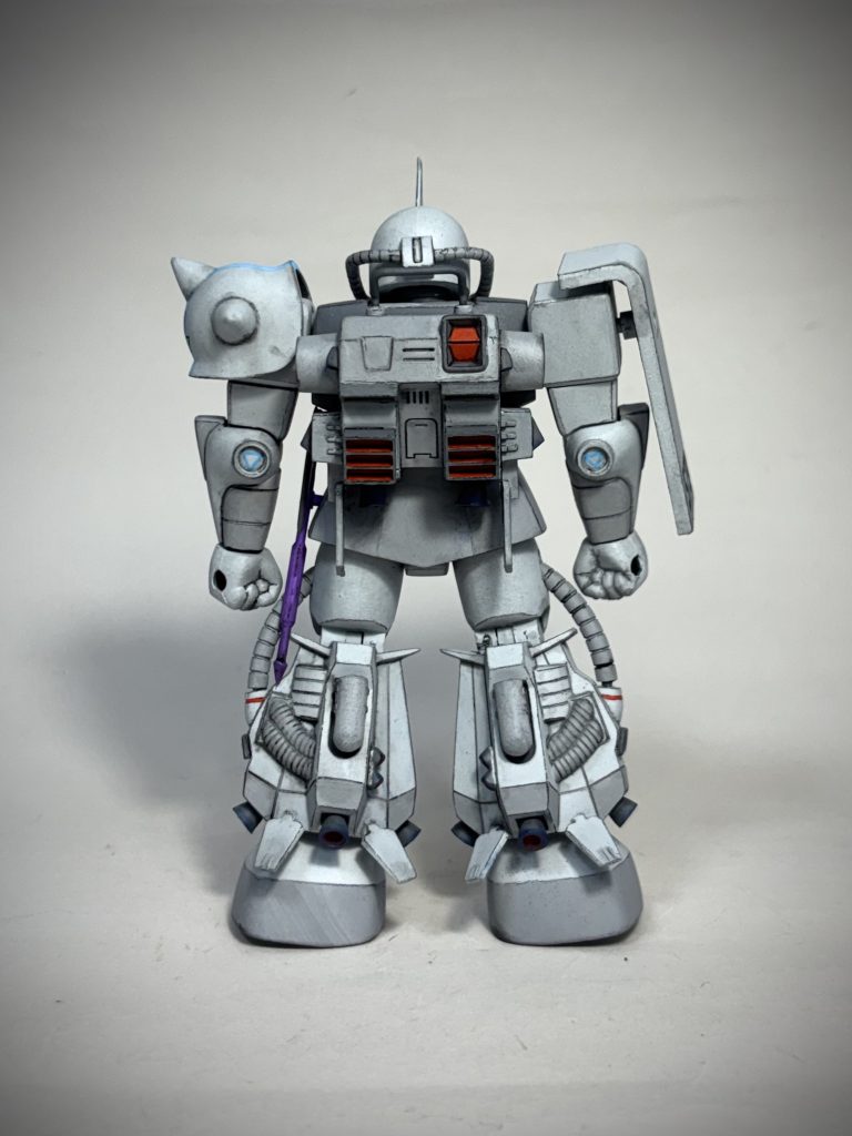 説明書によれば色味は若干暖色寄りのようですが、手元にあるコラックス・ホワイトやニュートラルグレーを使用しました。