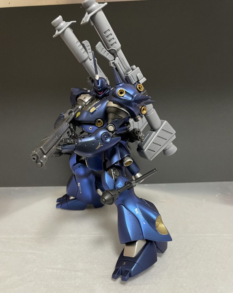 胴体延長、胸パーツ厚み増し、リベット風装飾（100均ビーズ）