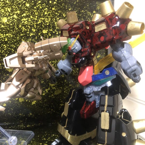 デビルガンダム　クリアパーツ裏ラップ塗装