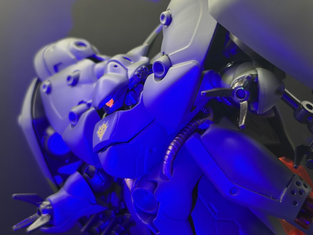 我々は宇宙市民の真の解放を掴み取るのだ！地球からの悪しき呪縛を、我が正義の剣によって！