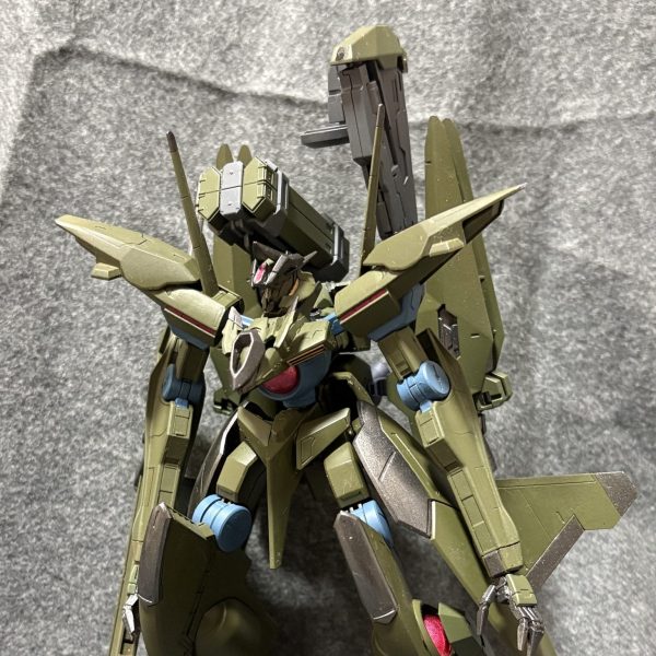 HGヴァイラスアルケーガンダム