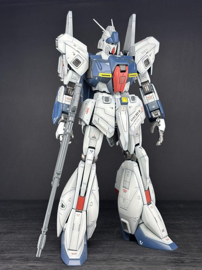 ビームキャノンパーツも外すと百式っぽくなります。