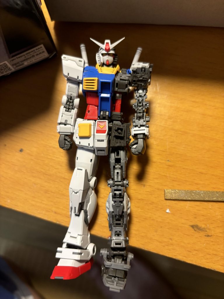 ガンダムRG ver.2–2枚目/制作者：Twin.EntOtu