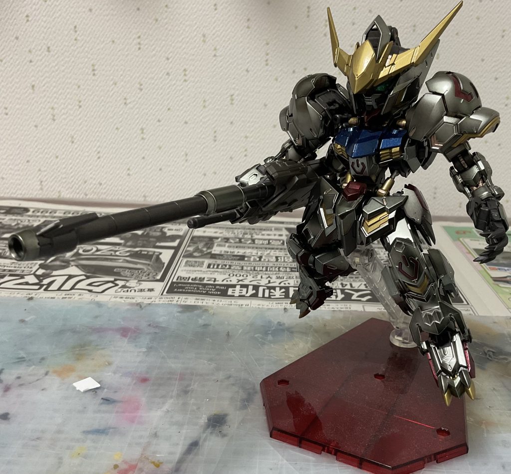 滑腔砲構えポーズ。本体との差をはっきりつけたかったので、今回武器はほとんど塗装していません。