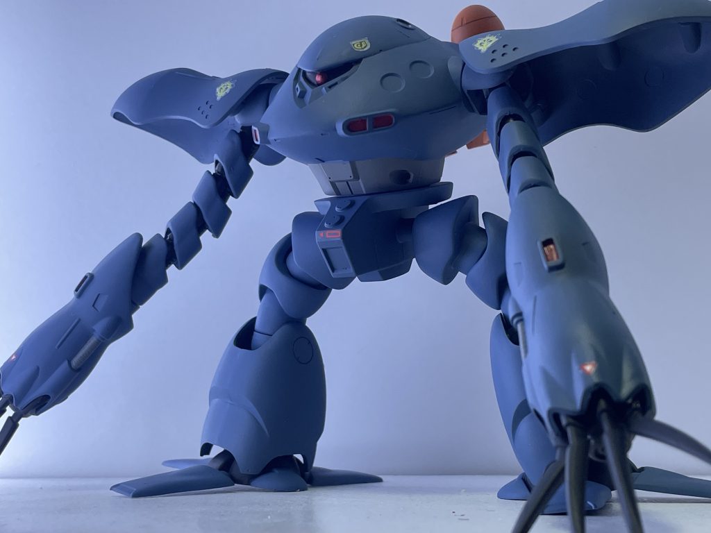 旧キットなので、合わせ目はかなり多いキット。ですので、合わせ目は消してました。ですが箇所はかなら多く、地味に時間を要しました(・_・;合わせ目消し、全塗装、部分塗装、スミ入れ、トップコート吹いて完成です。