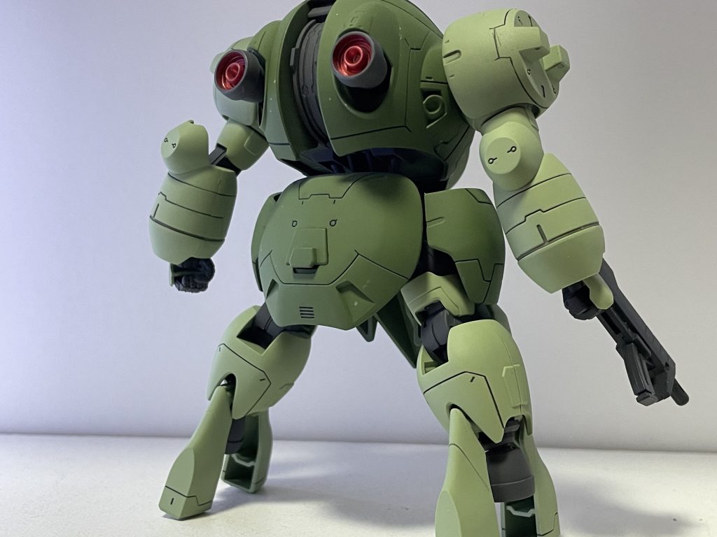 後ろ側スラスター部分も塗り分けました。