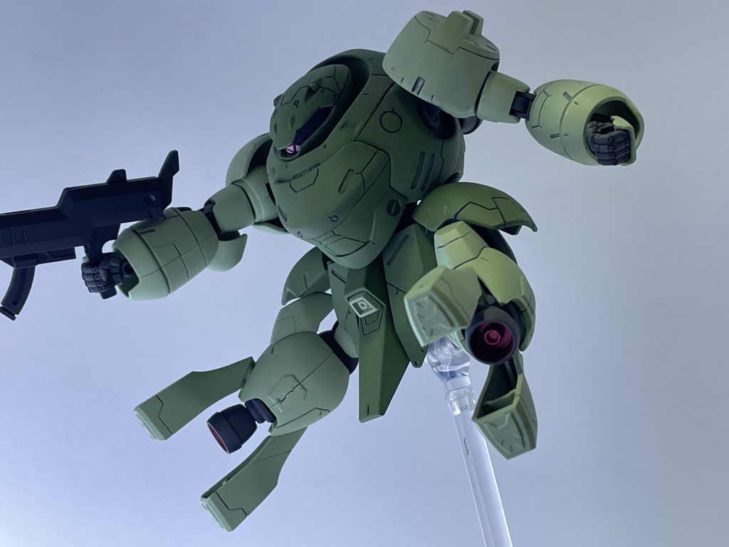 独特なプロポーションですが、鉄血系キットなのでこの風格でも良く動きます！とても組み易く、楽しいキットでした。&nbsp;&nbsp;