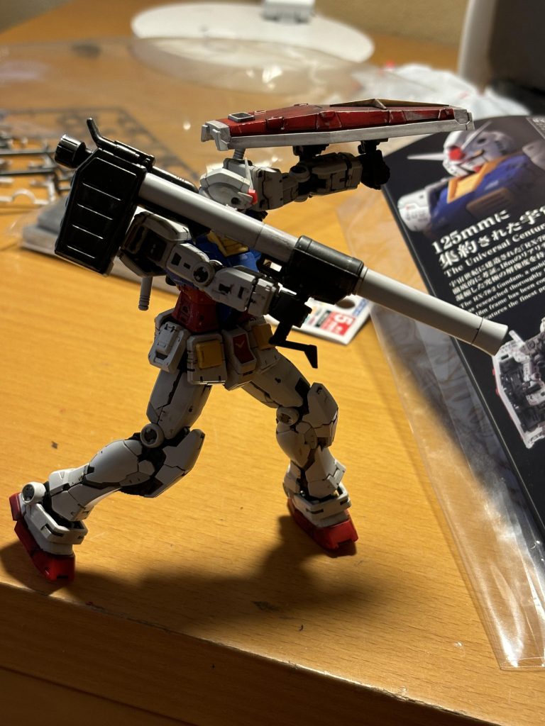 ガンダムRG ver.2–4枚目/制作者：Twin.EntOtu