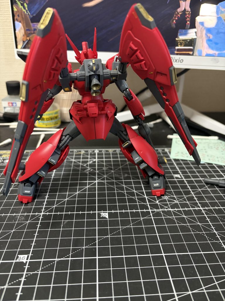 足の四角形のバーニアパーツが一つ作ってる時にどこかに行ってしまいました😭萎えてしまったのでポージングは無しでご覧いただきありがとうございました。