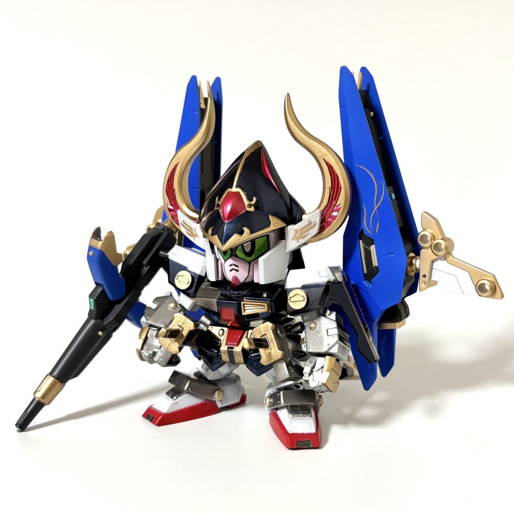 おまたせしました！「スーパーガンダム」形態！なかなか良いサイズ感でまとまってくれたんじゃないかしら。