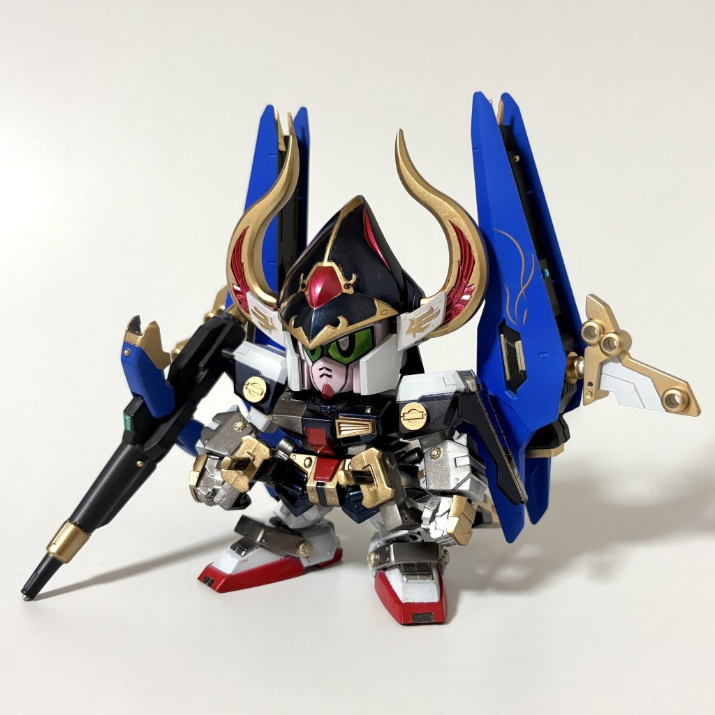 おまたせしました！「スーパーガンダム」形態！なかなか良いサイズ感でまとまってくれたんじゃないかしら。