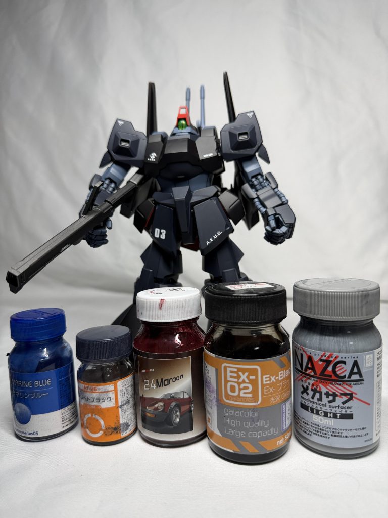 外装:(黒)グレサフ→ストレートブラック、(茶)グレサフ→マルーン+exブラック、(灰色)メカサフ＋ウルトラマリンブルー武器:ガンメタサフ＋黒サフトップコート:スーパースムースクリア