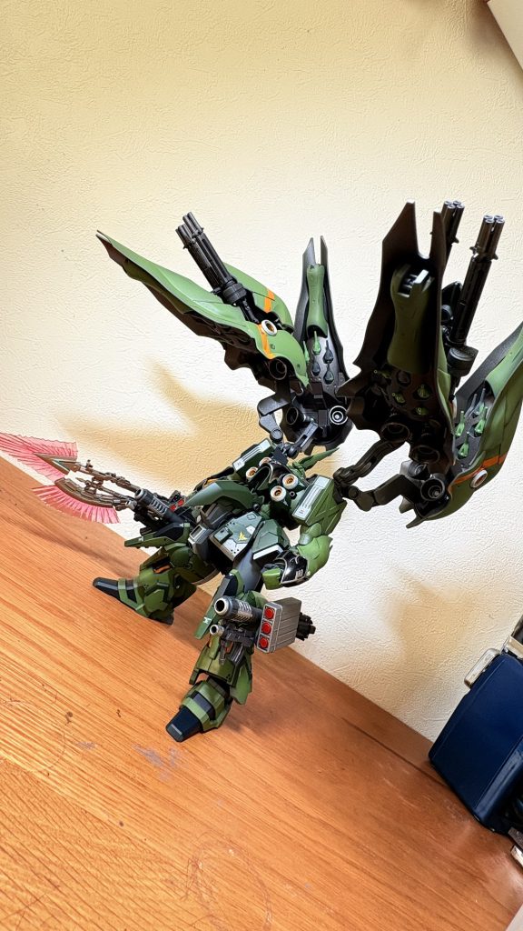 フルバースト。　格納してるファンネルからもビーム出る(設定)なのでこれをされた瞬間戦場は全て溶ける🫠　