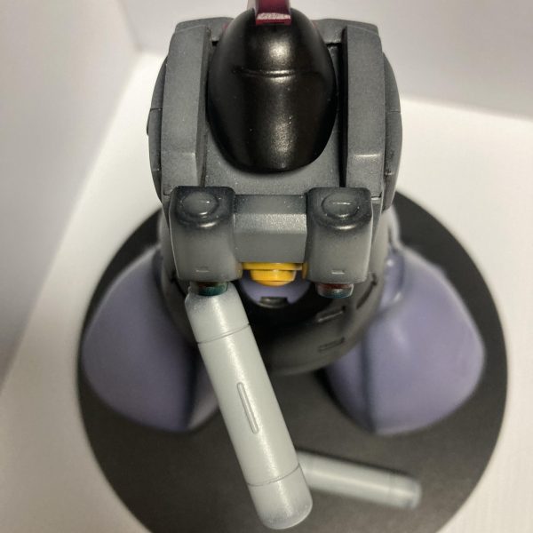 頭部はこんな感じです😊腕、キットと肘の隙間同じくらいですね。位置はここでいいかなぁ✨プロペラントタンクは可動、脱着可能。肩は・・どうしようかな😅明日またイジイジしよ〜（3枚目）