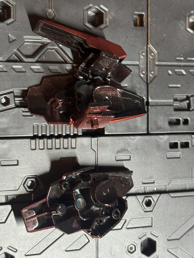 スネパーツはパテで型を取りネオジム磁石で挟み込む方式(見えないところは雑)