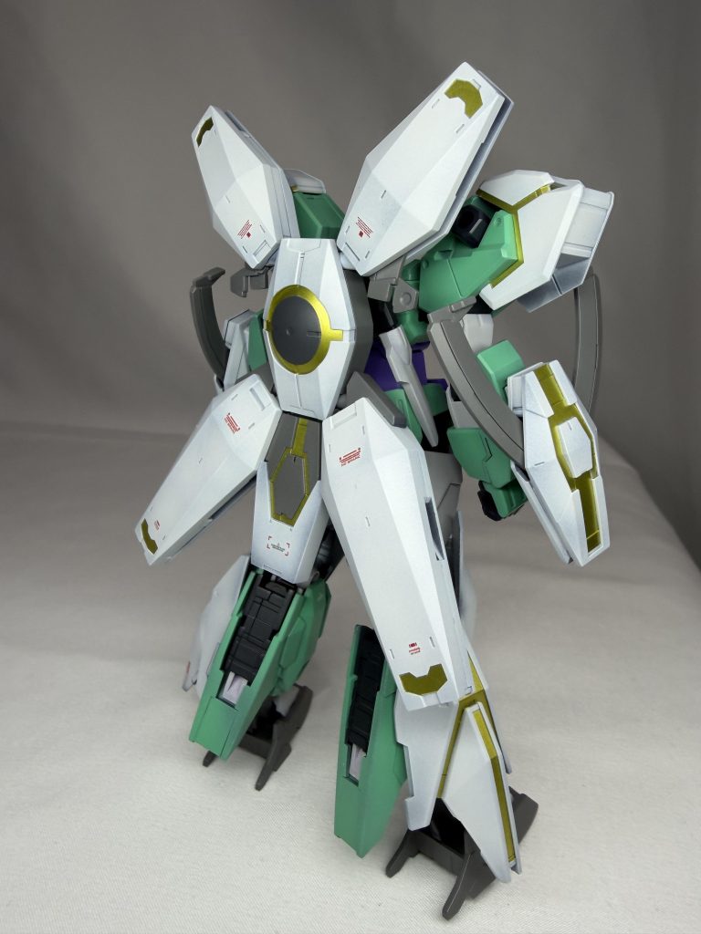 ネプテイトガンダム–3枚目/制作者：mt.kuro