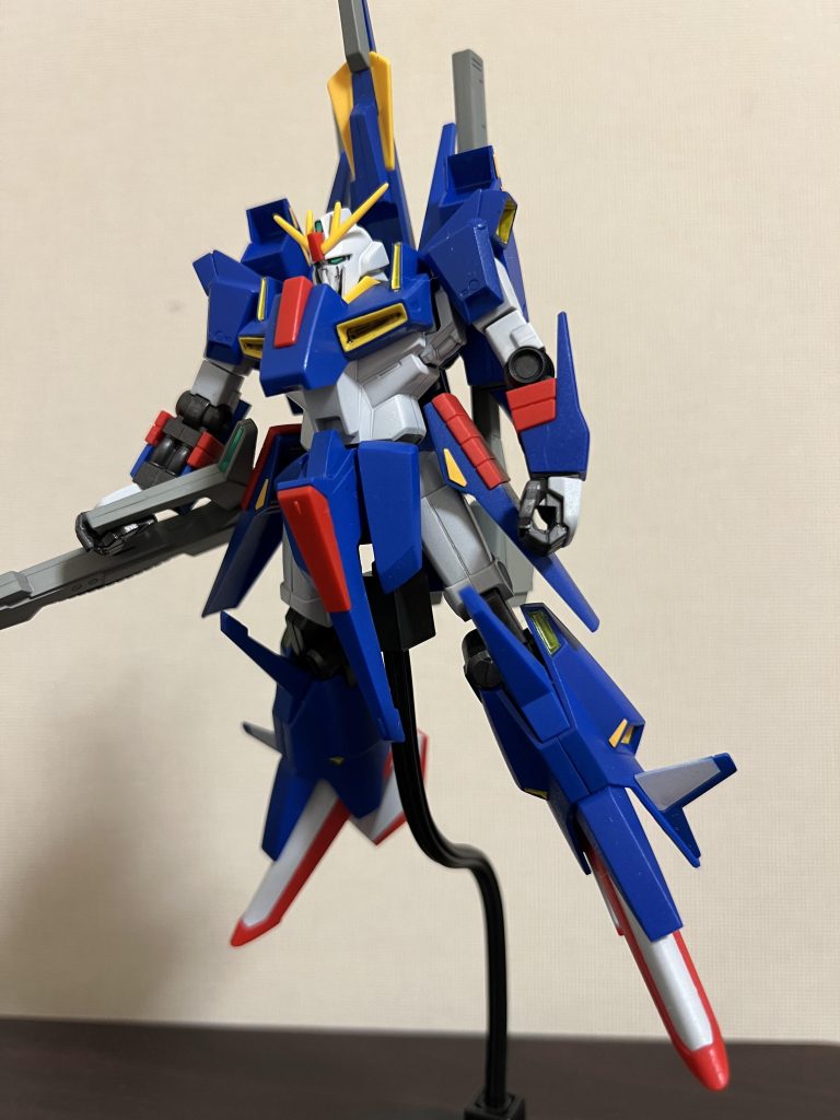 足首の羽は白色を加えてみました。見て頂きありがとうございました。