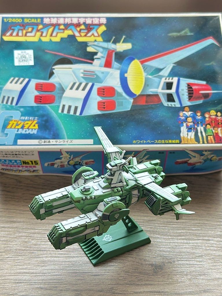 メカコレのホワイトベースを素体にしましたが、各パーツのバランスから細部まで、まるっと別物なのでほぼ作り直してます。細かい改造箇所は、別であげている制作記録にまとめています。