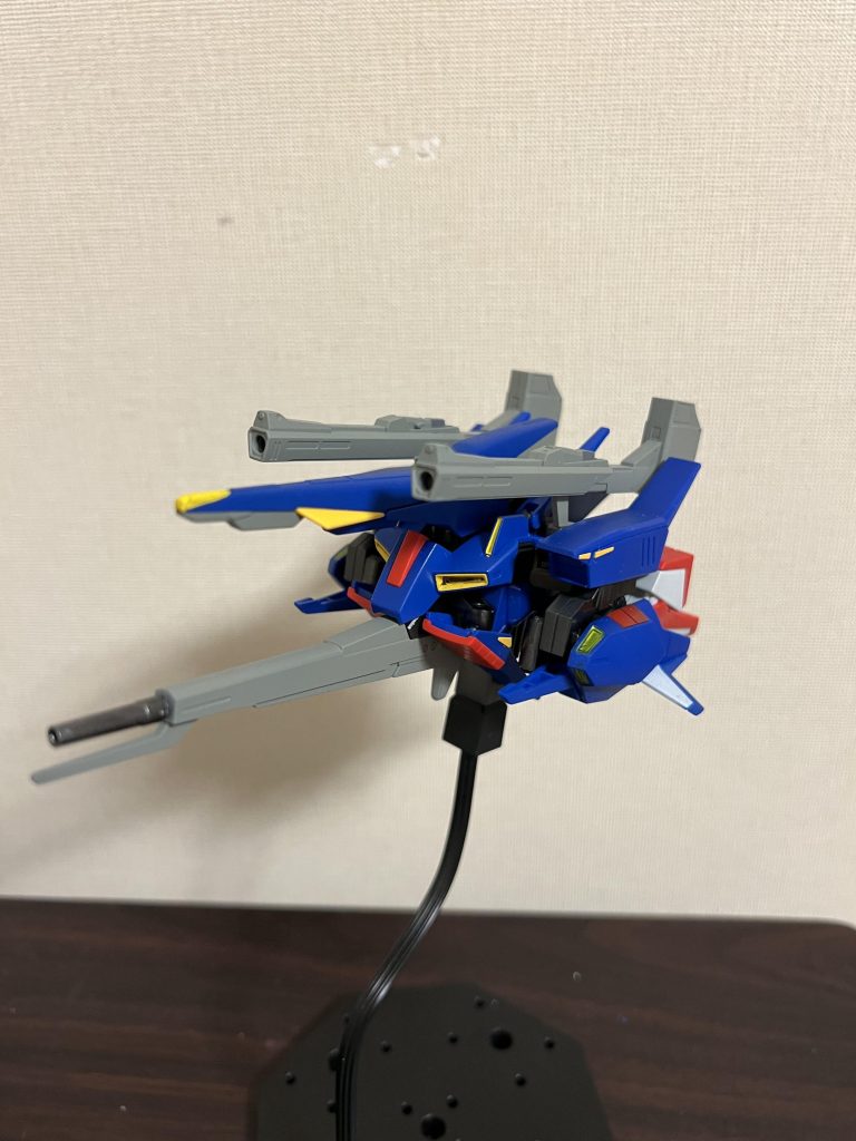 ウェイブライダー形態はまんまメタスですよね。