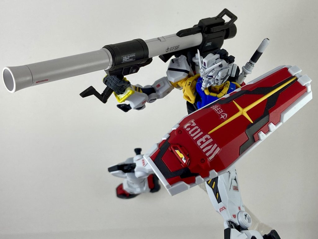 白いガンダム–4枚目/制作者：marisu