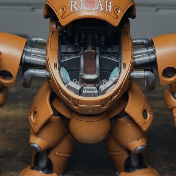 2体ともコクピット内を塗り分けてみました。この後は少しだけ汚しを入れてみようと思います。（1枚目）