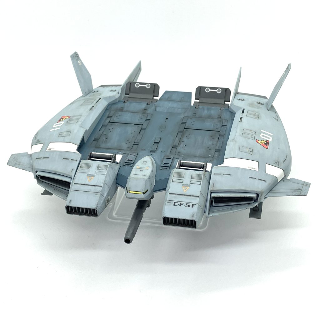 渋い成形色を活かしました。