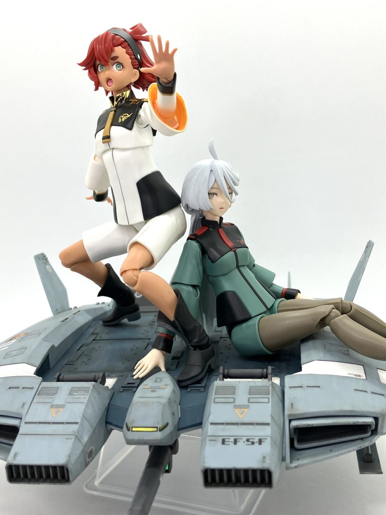 ユニコーンの完成品がほとんどないので、別次元のお二人を召喚!