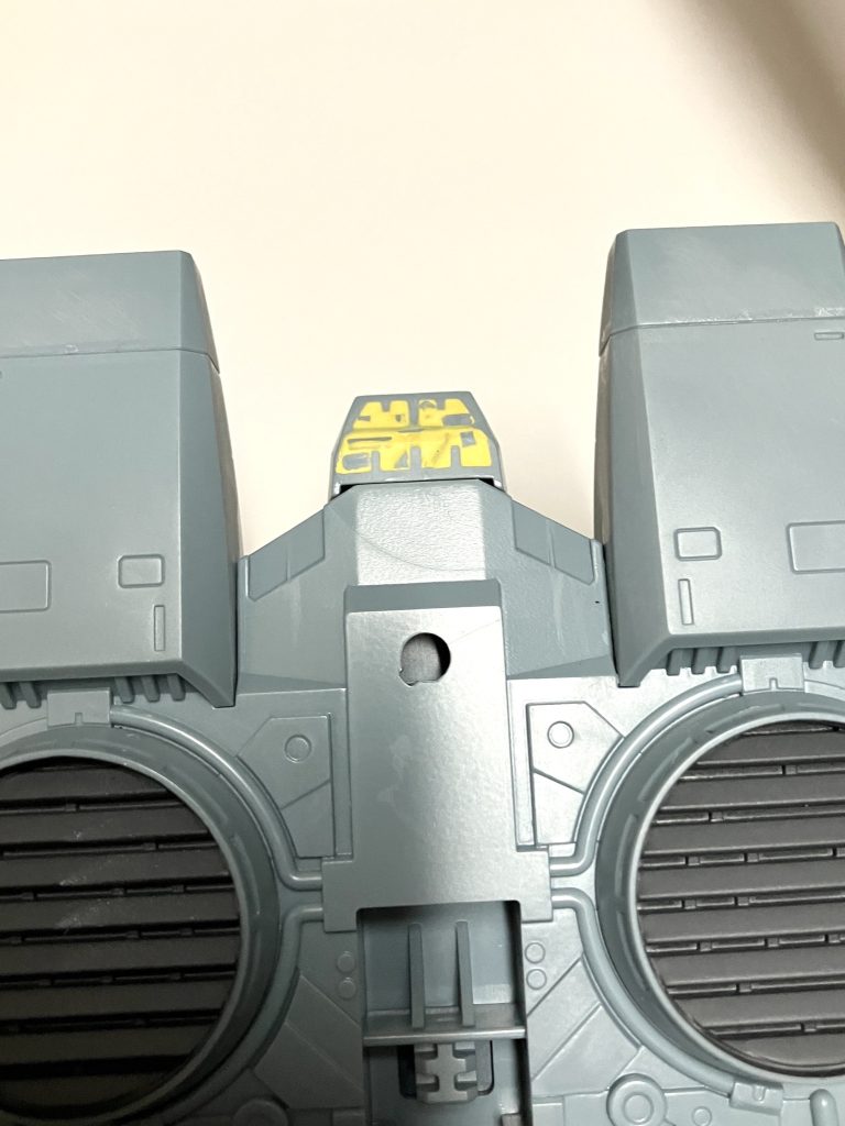 この面積なら筆塗りで十分