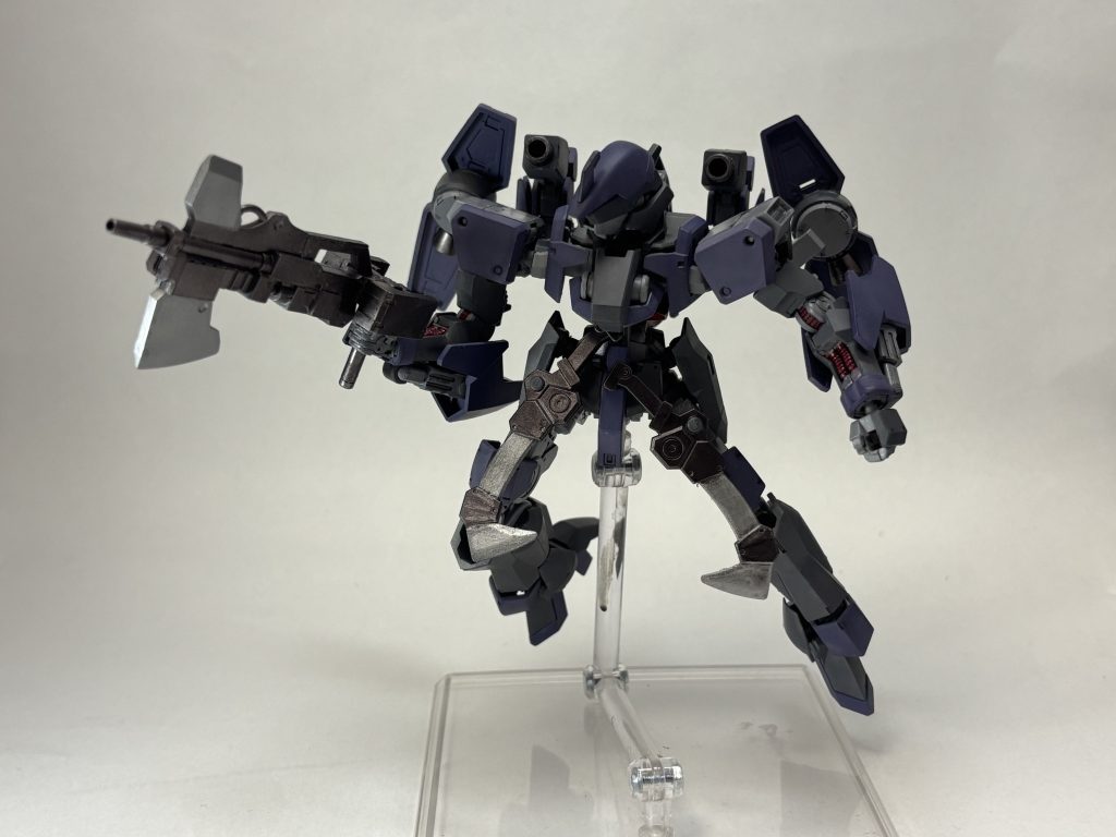 メイン武装のアックスライフル（ライフルモード）素材はグレイズのライフルとアックスで一つにしてみました