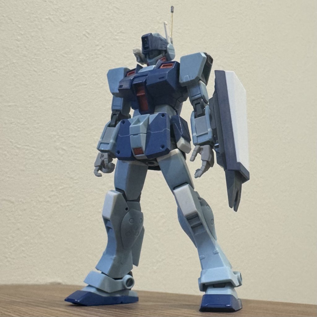 組み始めプレバンのジムスナから作ろうかと思いましたがもったいなくてシールドだけ貰いました😂ジムスナ本体はジャンクからの再生です