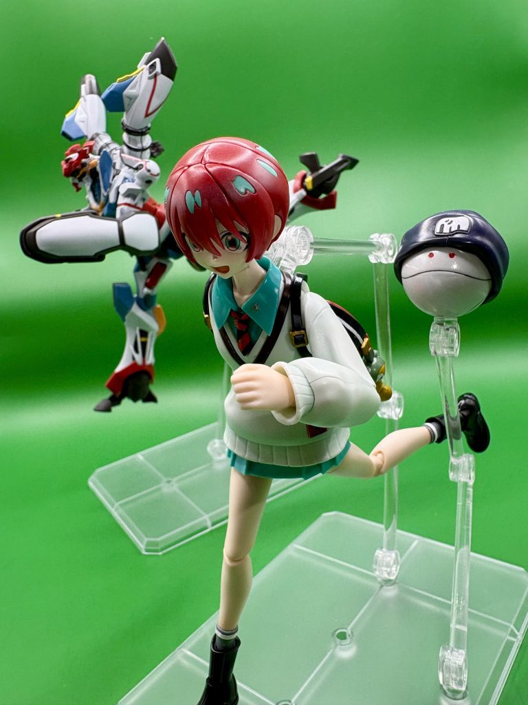 以上、Figure rise Standard のマチュとハロでした。色々大変さを並べてしまいましたが、普段のMSと比べて、素材を活かすための技術がちがうのですごく勉強の連続でした。そしてクリスマスに活躍してくれたこのお二人に感謝です！&nbsp;拙い作品を最後までご覧くださり、ありがとうございますm(_ _)m