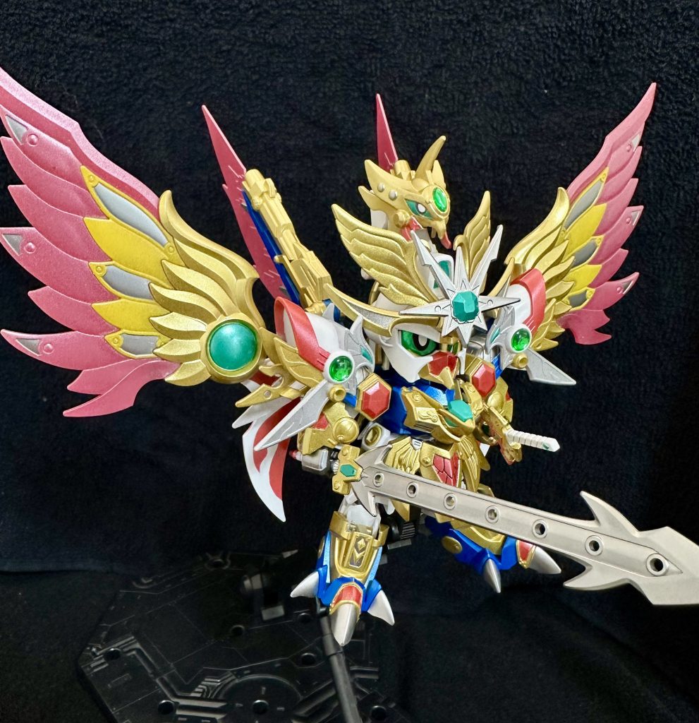 見えていませんが、足の裏や拳の裏など穴埋めして自分なりに細かく仕上げています。次もSDの可変のキットを製作していきます。旧キットですが、苦手なディテール追加や合わせ目消しにもチャレンジしていきます。HGやMGも好きですが、やっぱりSDを作っていると元気が出ますね。頑張ります。ご覧いただきありがとうございました。