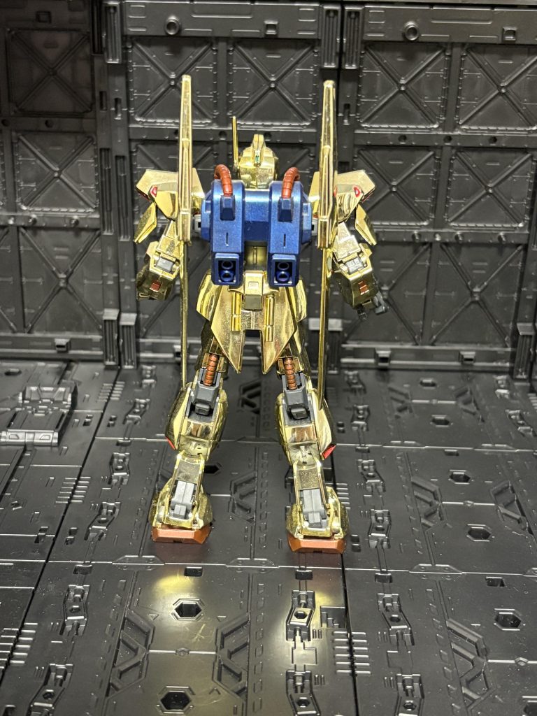 MSN-00100 百式–4枚目/制作者：cinnamon-1