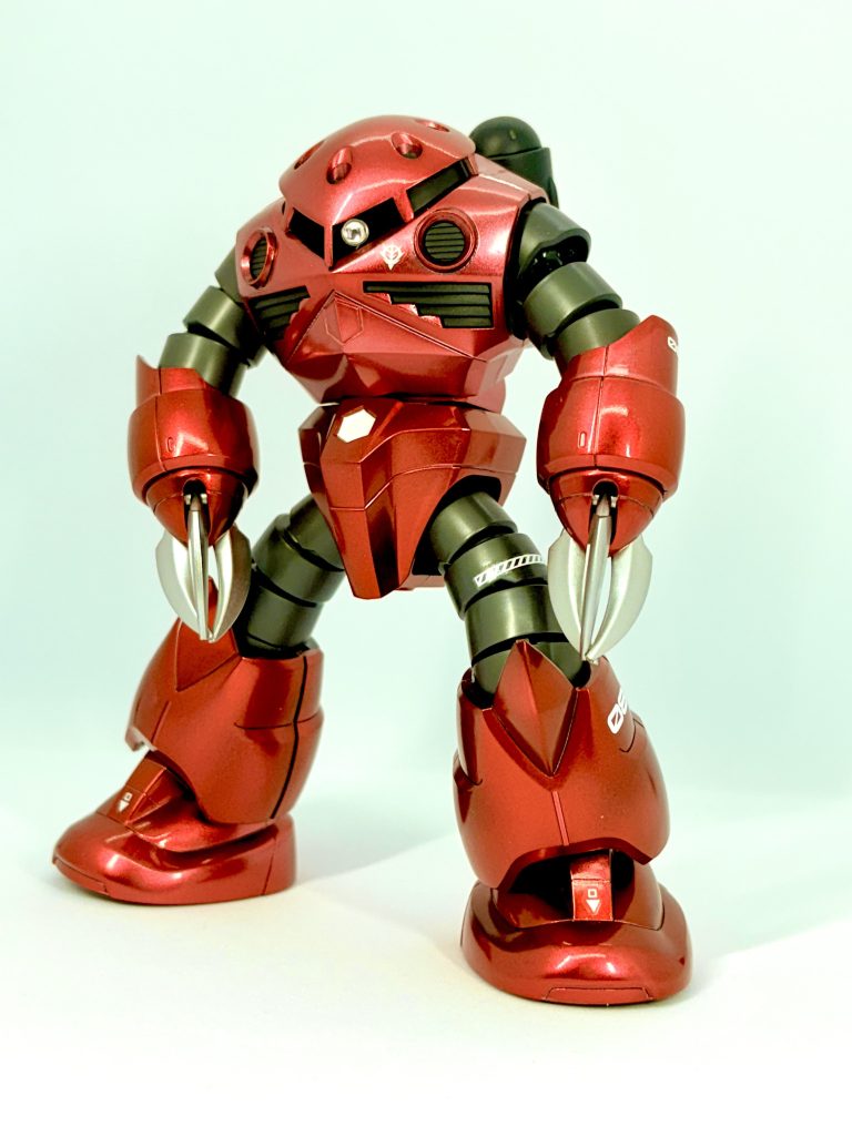 欠点はアーム部分や足の付け根が緩くてグラグラなことです💦 ↑の写真もなんかアームがガタついてますねー。