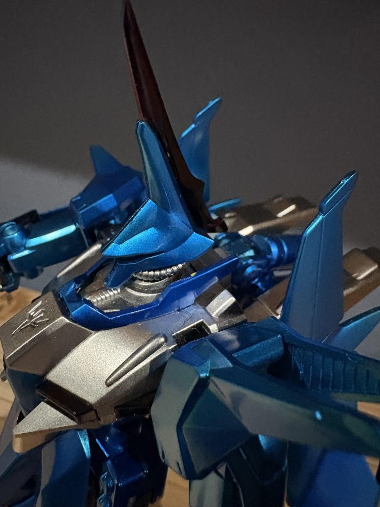 補足です濃いめの赤紫クリアを頭部・腕パーツ・足パーツに入れてます黒く見えるのは重ね塗りして濃いめにしてみました。