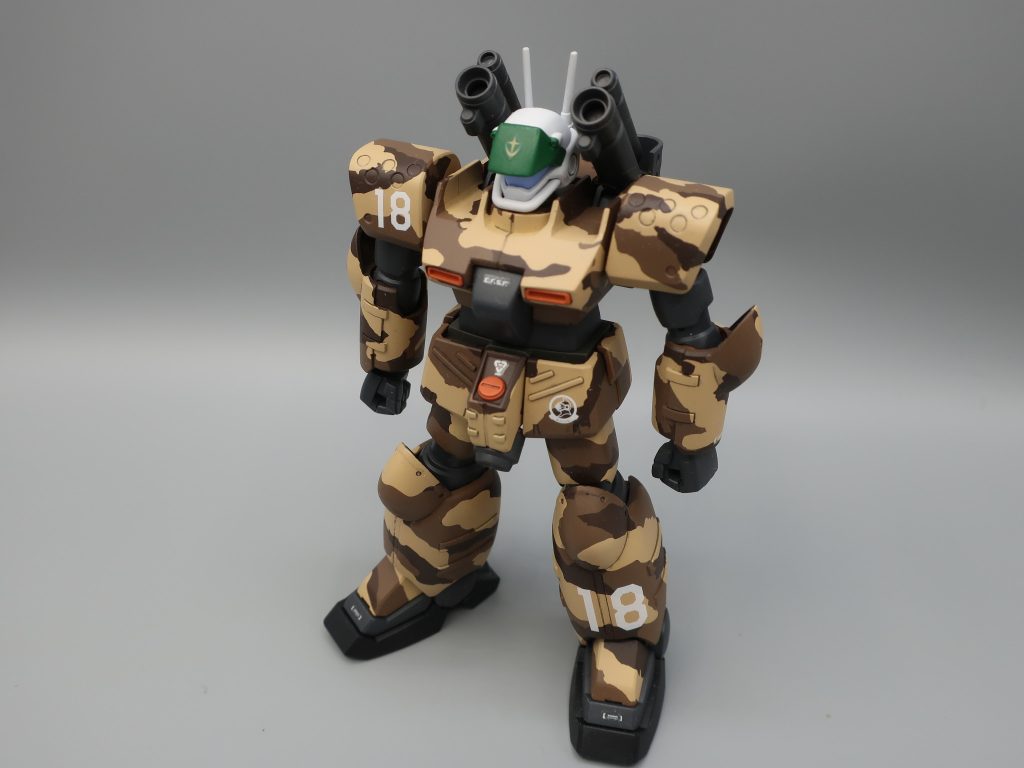 私は　「外側の足からスタートで１，２，１，２やで」　とか言って　打合せをしました　スタートすると　まずＵの肩に手を空中で浮かせながら走ります「１，２，１，２」と言っているのは私だけです　心は落ち着きません　手が肩に当たらないように気をつけますなんとか転ぶことなくゴールできました　この競技　順位はそれほど気になりません足の紐を外すとＵはすぐに離れていきました「肩に何回も手当たってたよ」や「すね毛が密着して気持ち悪い」などと苦情を言ってこなかったので　いい子か悪い子かと言えばいい子です&nbsp;